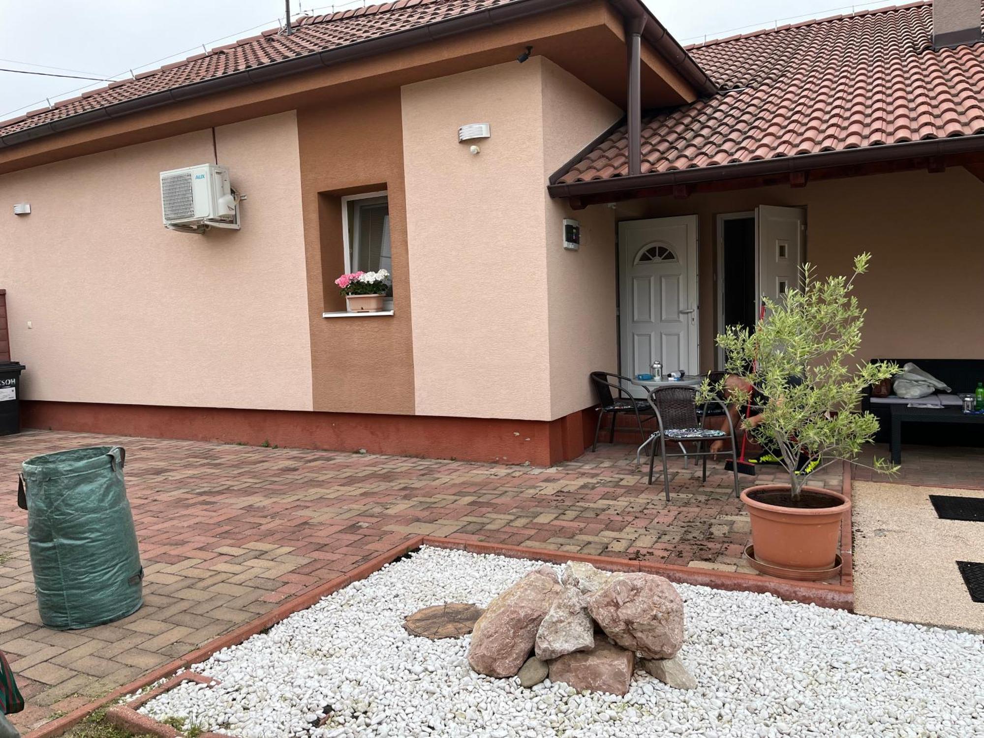 Štúrovo Apartmany Dimitra מראה חיצוני תמונה